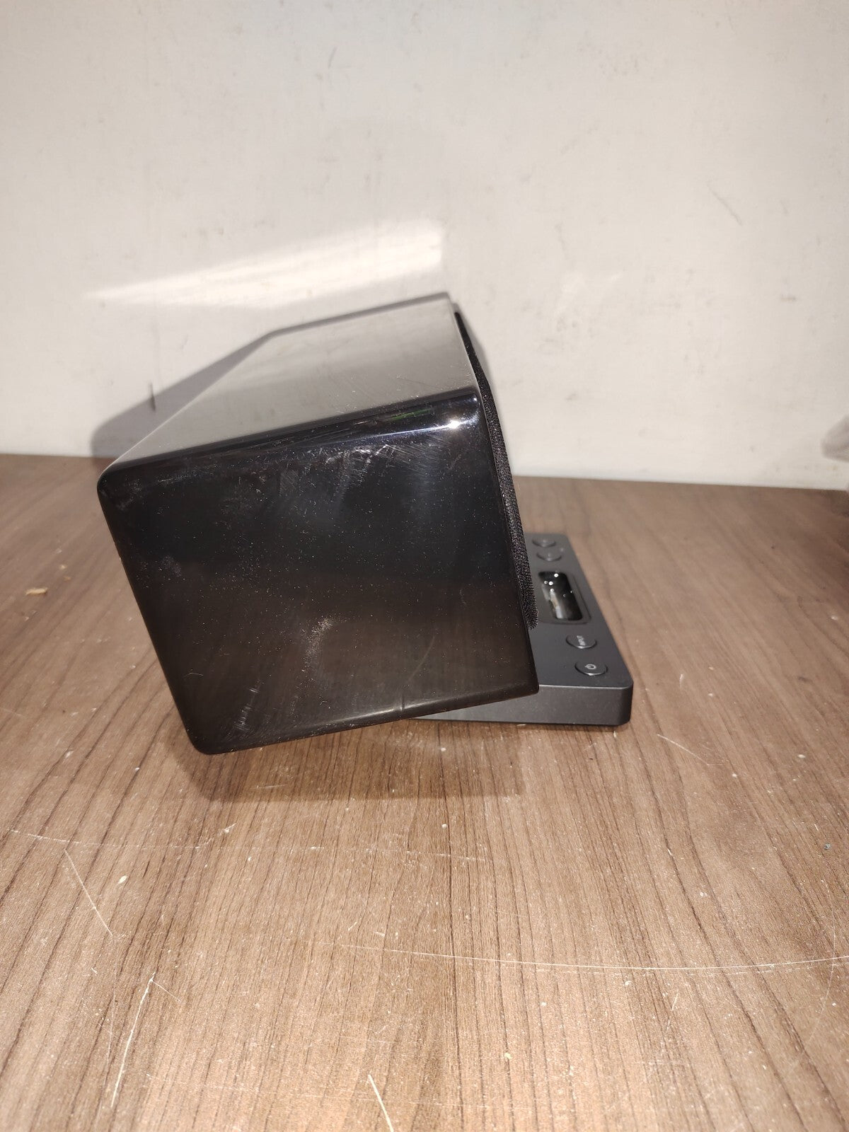 Sony SRS-GU10iP Speaker System iDock Station For Apple iPod/iPhone