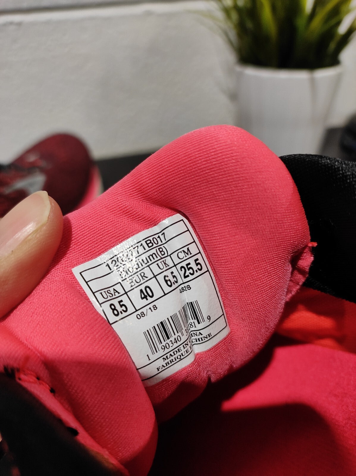 Brooks Ghost 11 DNA Pink Black Shoes Women's Size 8.5 M (B) Sneakers Running