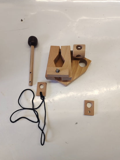 Don't Break the Bottle Wooden Wine Puzzler Brain Teaser Gift Gag