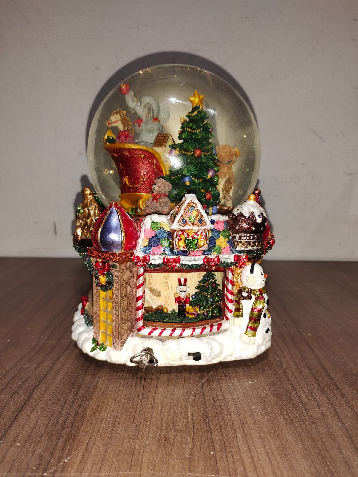 FAB HP MUSICAL Christmas LG Water Snow Globe Ball REVOLVING Inner Base