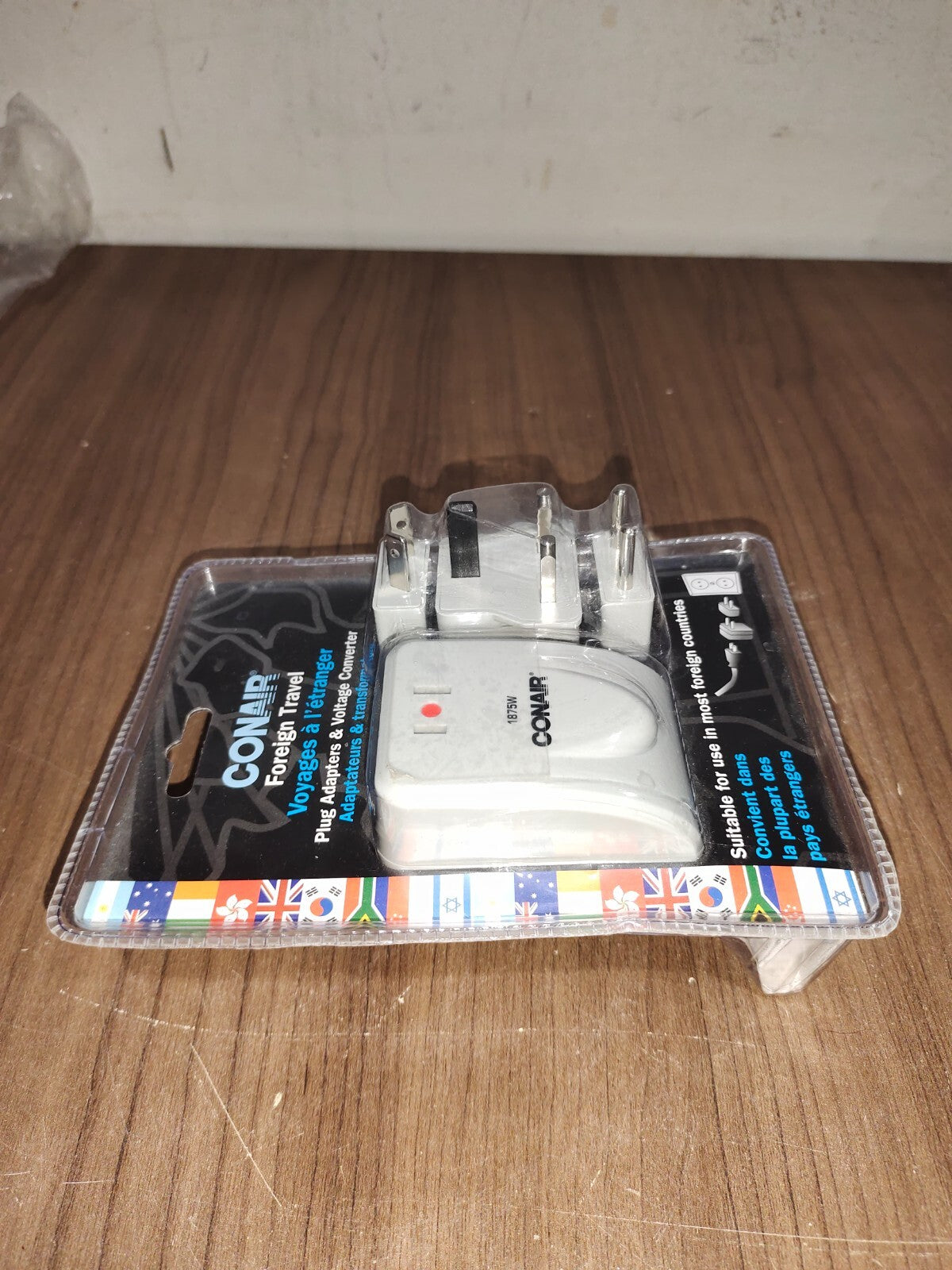 Conair TK953C 220/110V 1875W Travel Adapter