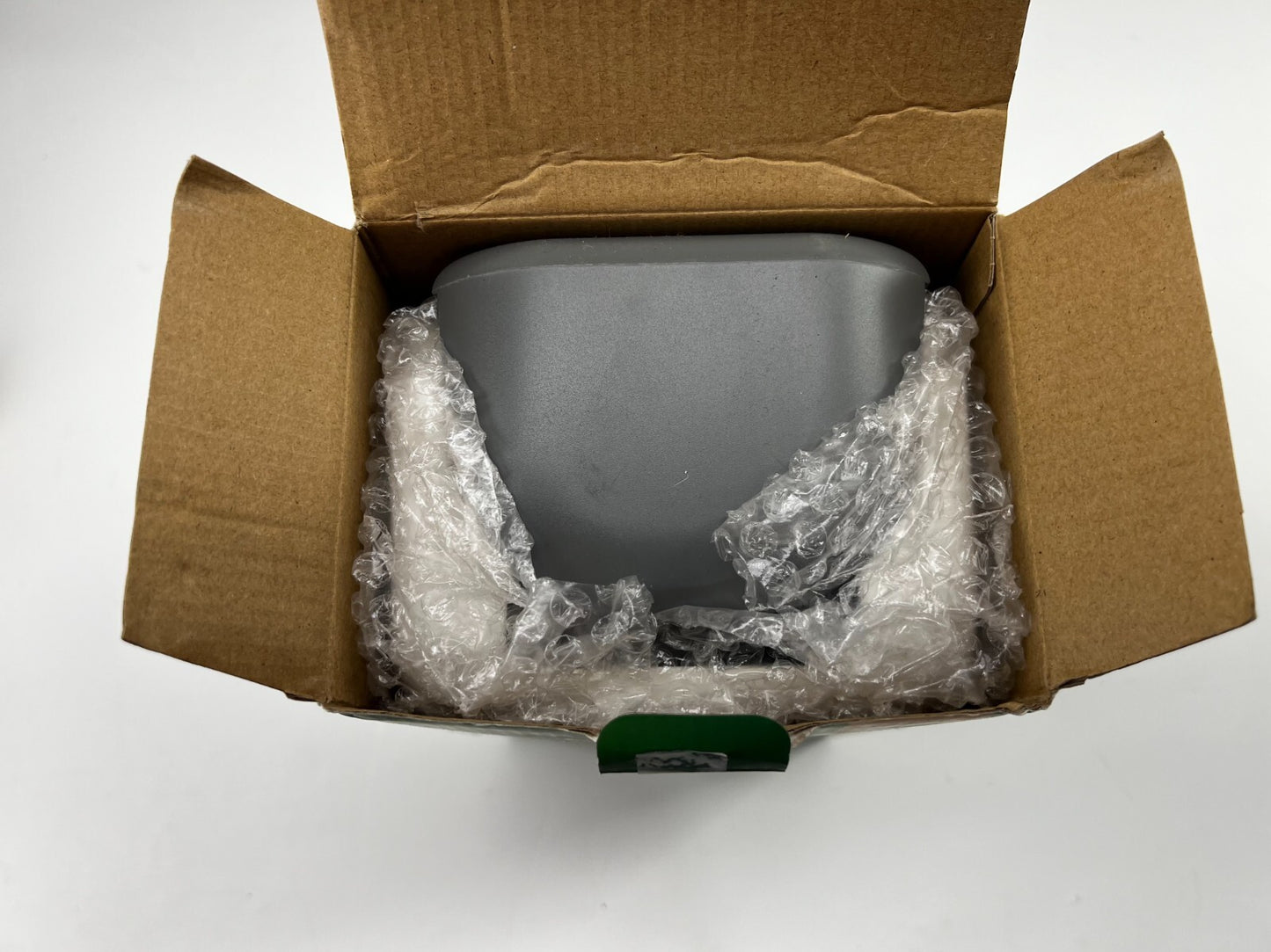 benemax automatic hand sanitizer dispenser 1.2L - Open box