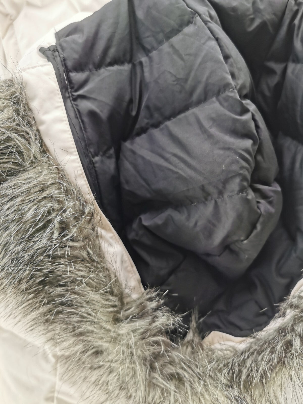 Columbia white Omni Shield Jacket