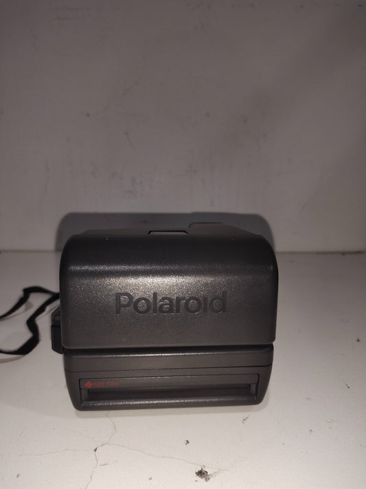 Vintage Polaroid One Step Close Up, 600 instant Film Camera - Made In UK