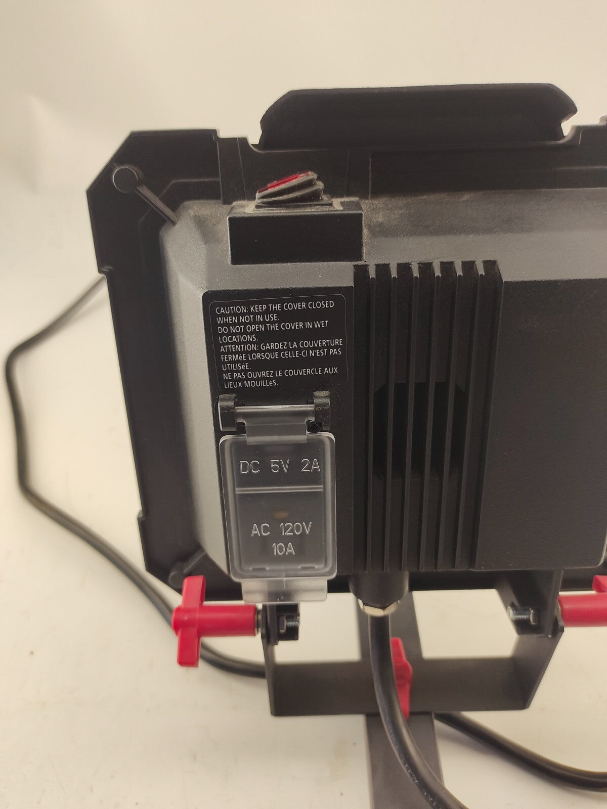 Husky 2000lm LED Portable Work Light