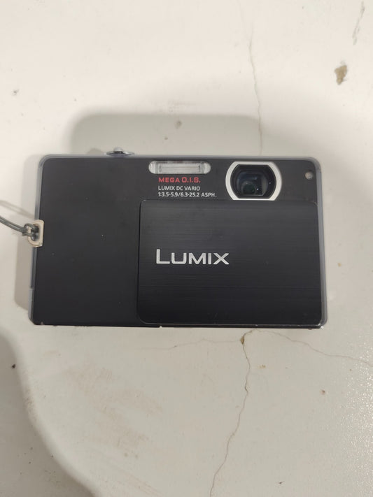Panasonic LUMIX DMC-FP3 14.1MP Digital Camera Black - Untested