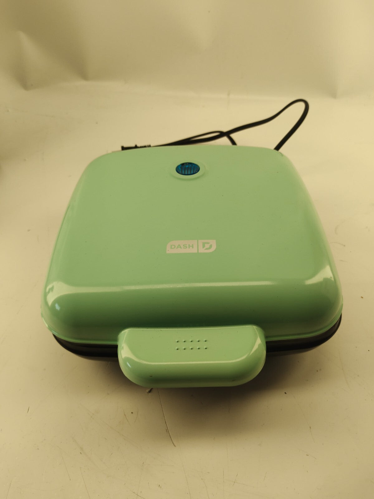 Dash No-Drip Nonstick Belgian Waffle Maker - TEAL