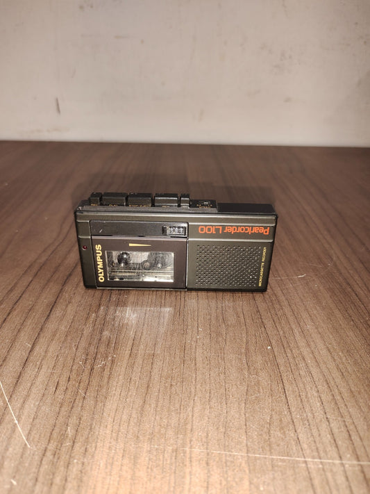 Olympus Pearlcorder L100 Microcassette Recorder