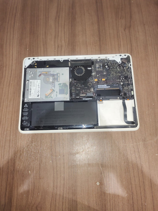 Apple MacBook A1331 - White - For Parts