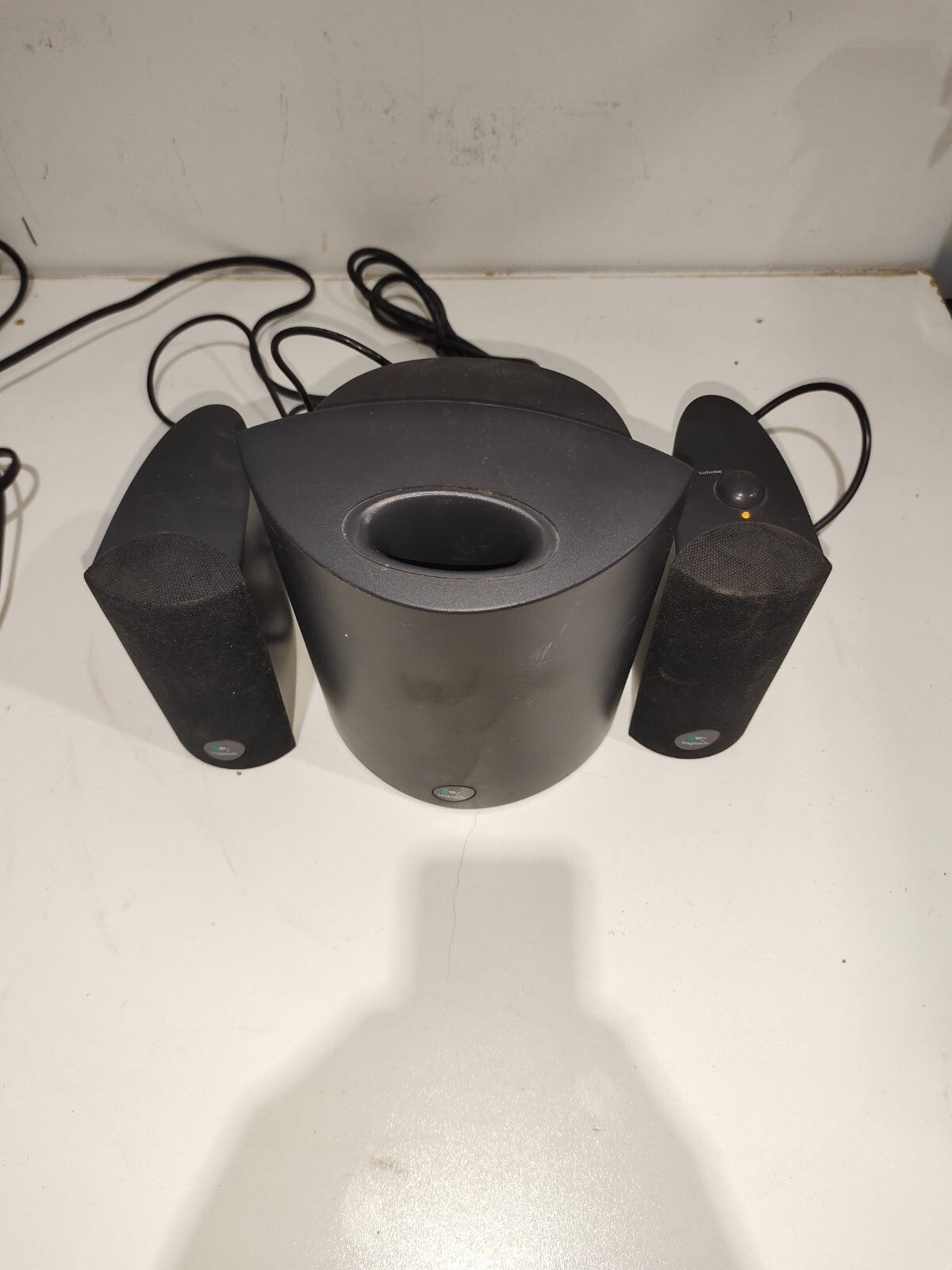 LOGITECH SOUNDMAN X1 SUBWOOFER & SATELLITE SPEAKER SYSTEM