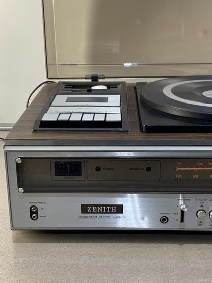 1981 ZENITH IS-4031 Integrated Stereo System TURNTABLE w/CASSETTE- Vintage!