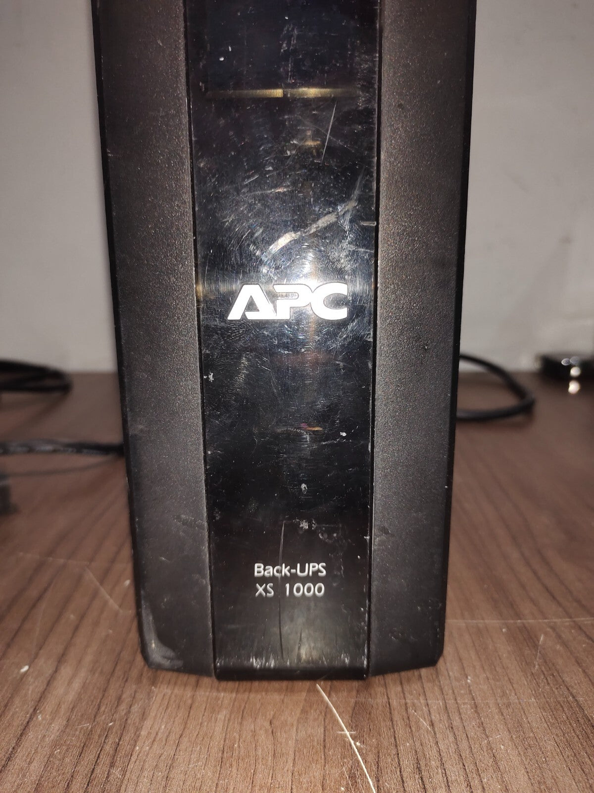 APC Back-UPS XS 1000 Battery Backup UPS 1000VA Power Supply