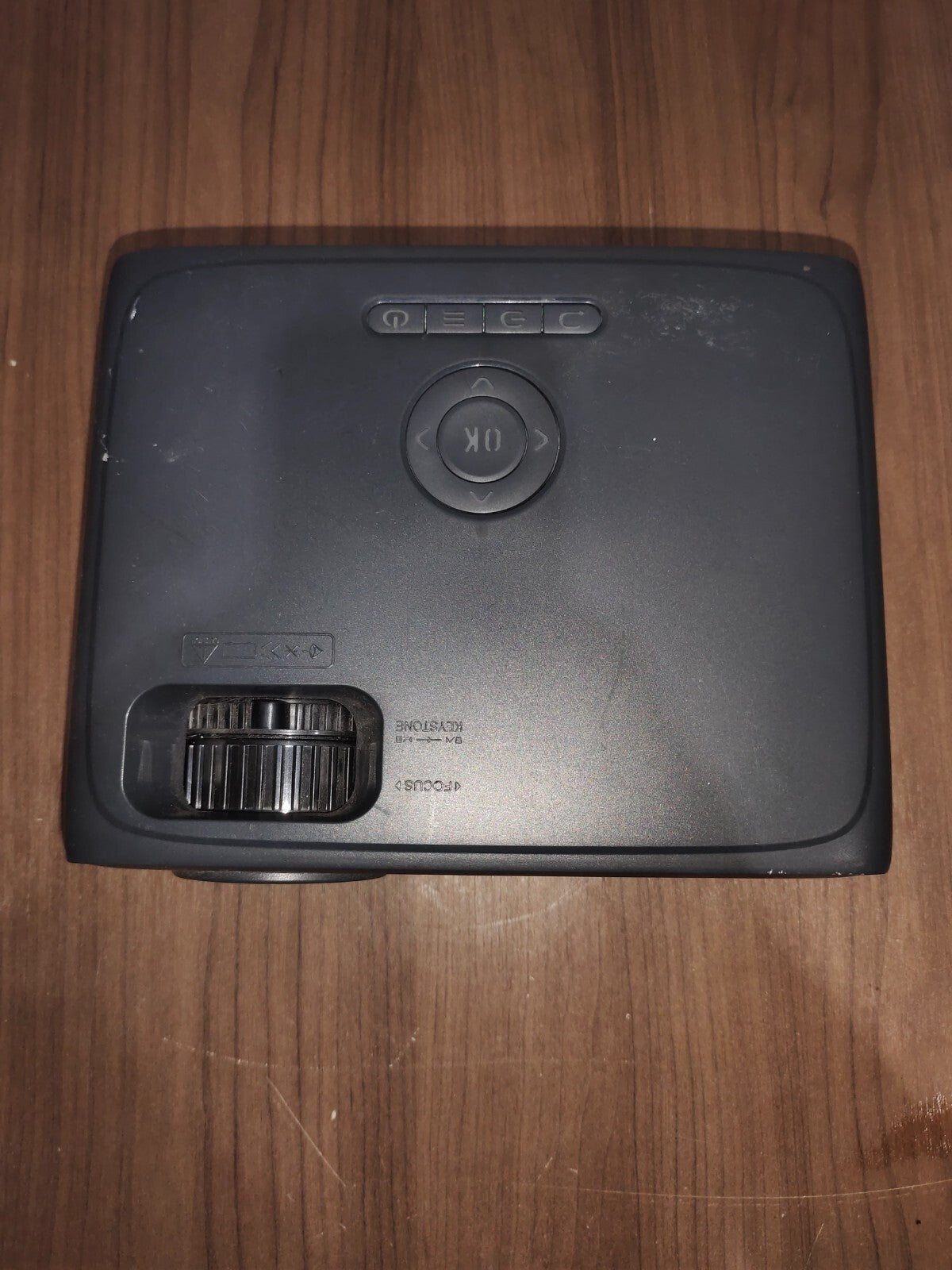 Onn, 720P HD LCD Home Theater Projector - Black - 100096801