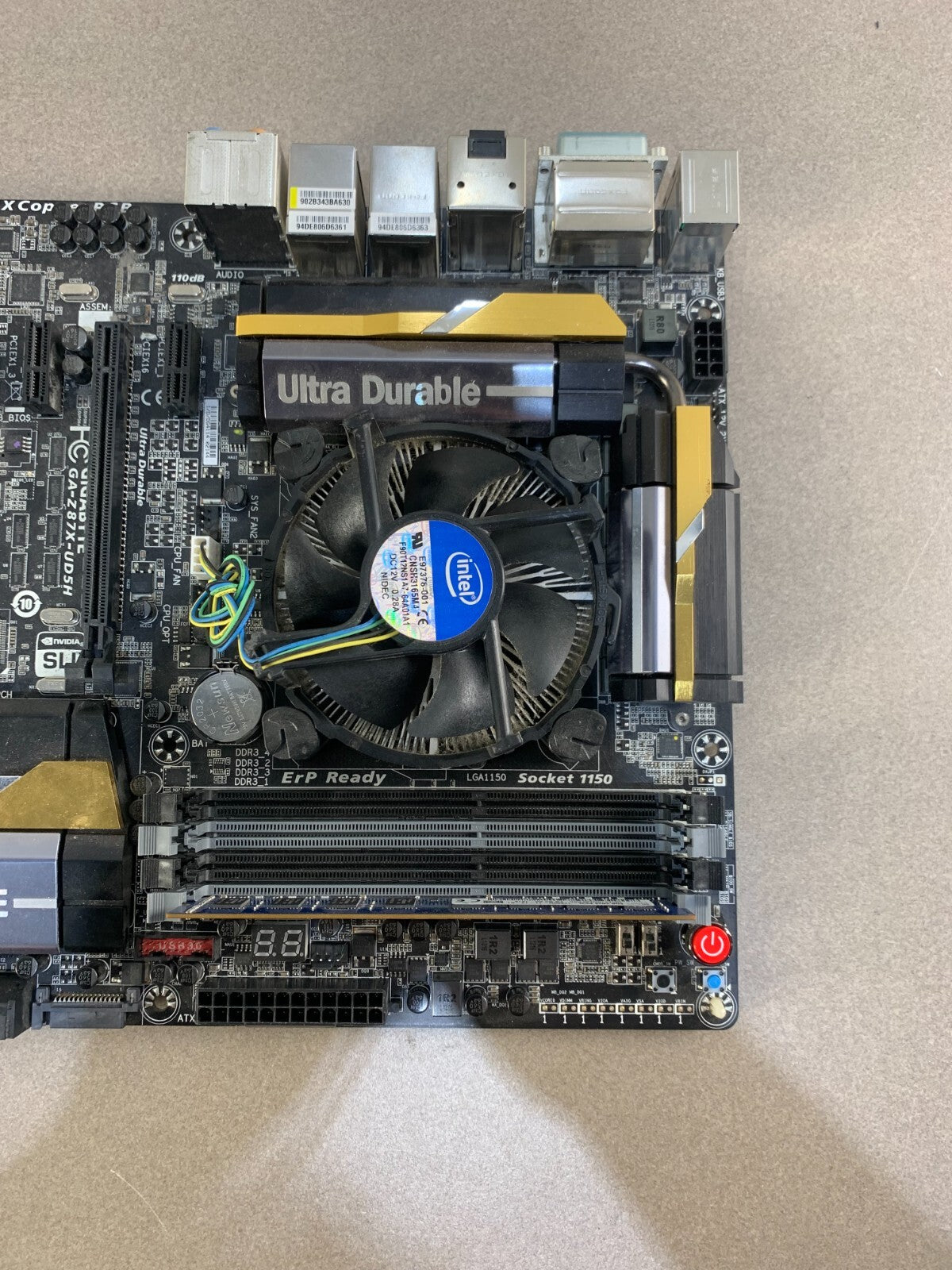 Gigabyte GA-Z87X-UD5H + i7-4770K + 8GB DDR3 RAM | LGA1150 | Tested Working