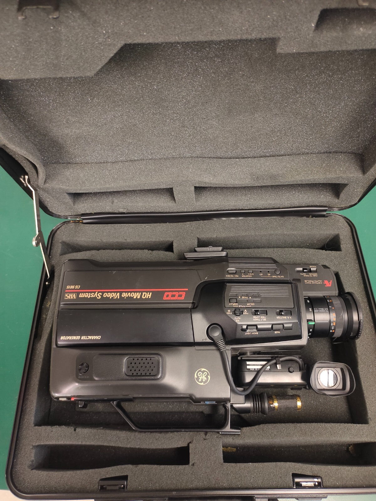 SYSTÈME VIDÉO VHS VINTAGE GENERAL ELECTRIC CG9815 CCD HQ AVEC CAMÉSCOPE — NON TESTÉ