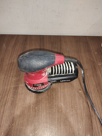SKIL 7490 - 2.6 Amp - 5-Inch Sander