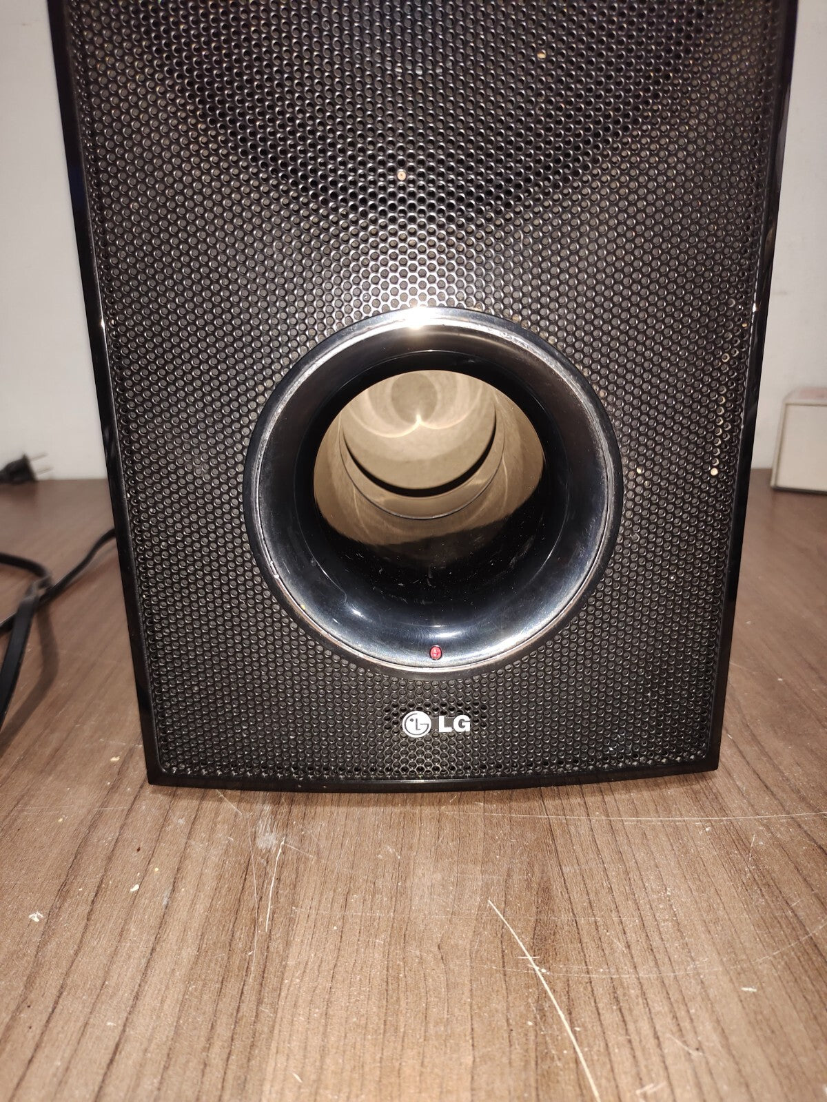 LG SHS36-D Wireless Bluetooth Active Subwoofer for LG Sound bar SP7R