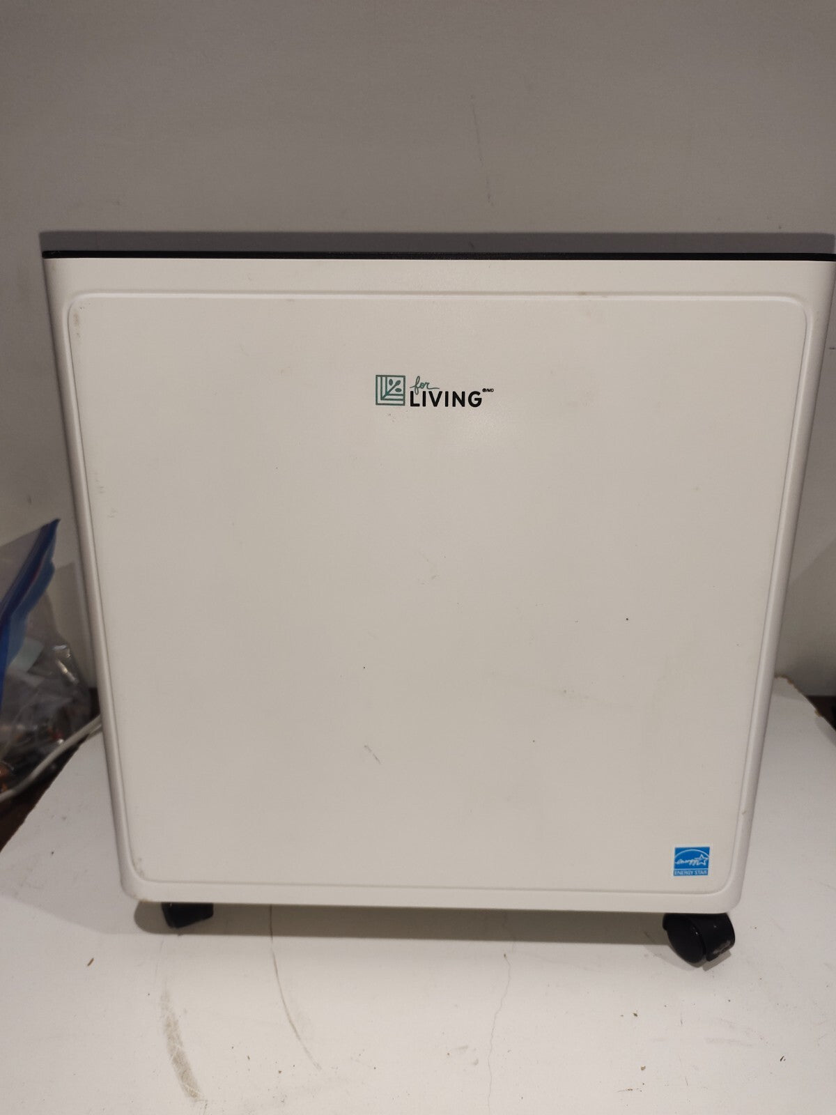 Living 22 Pint 2-Speed Dehumidifier - White
