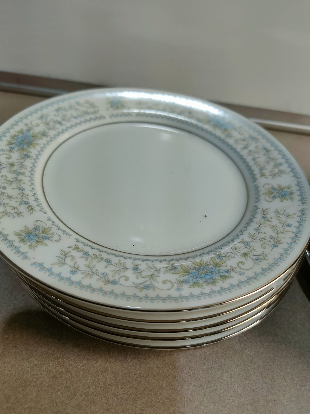 Fine china casino dinner set japan