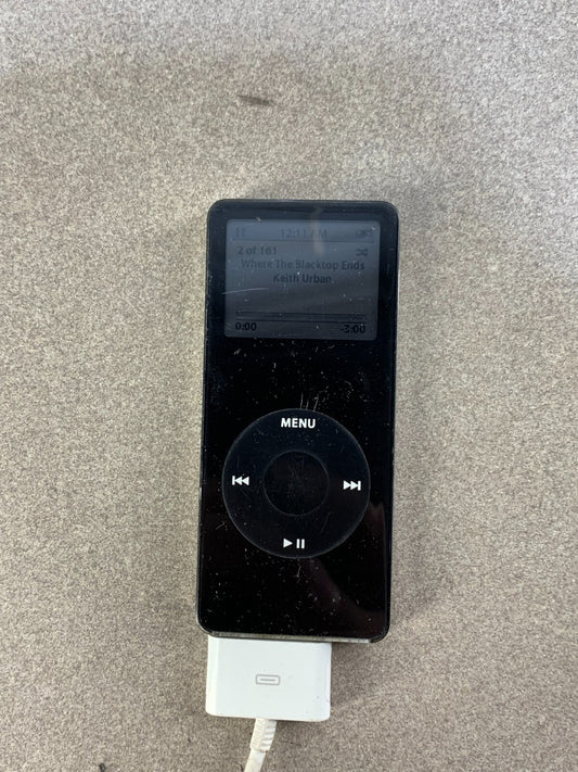 Apple iPod Model: A1137 Nano 1st Generation Black 1 GB Black With charging cord