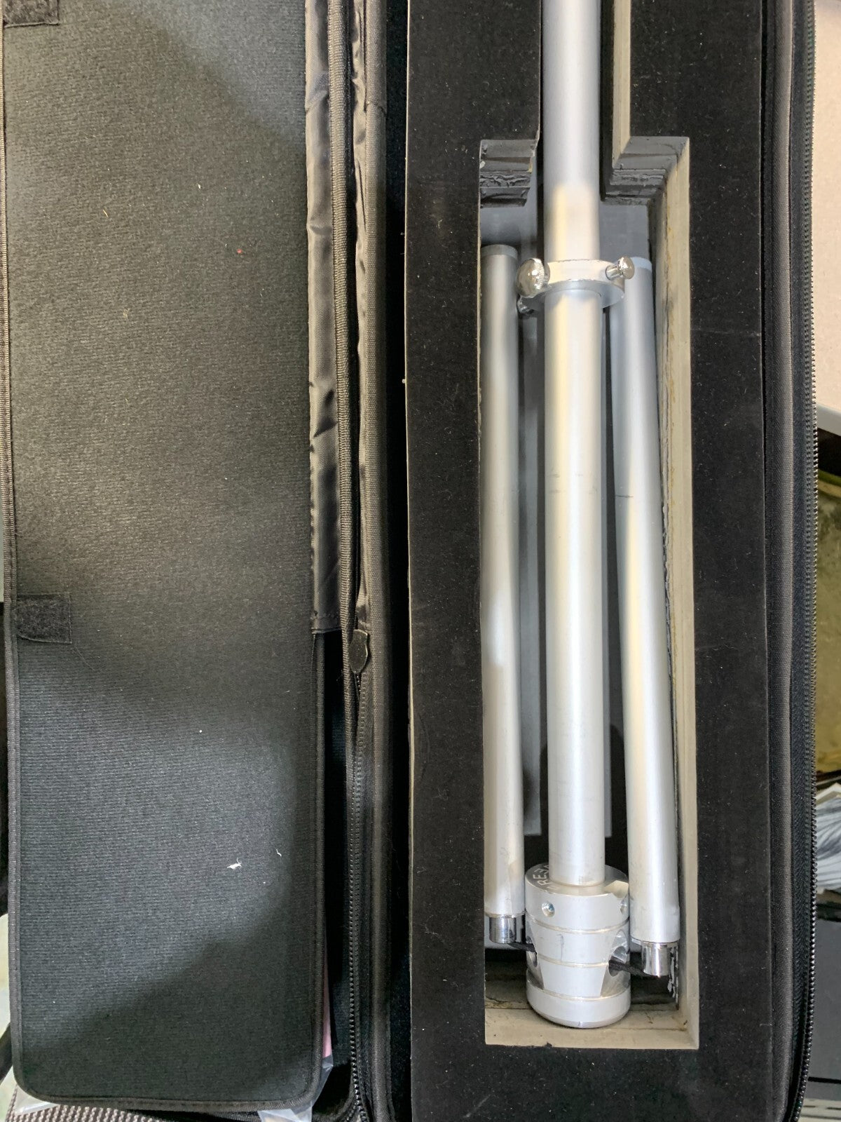 FREEDOM BANNER STAND: THE BEST TELESCOPIC BANNER STAND ON THE MARKET