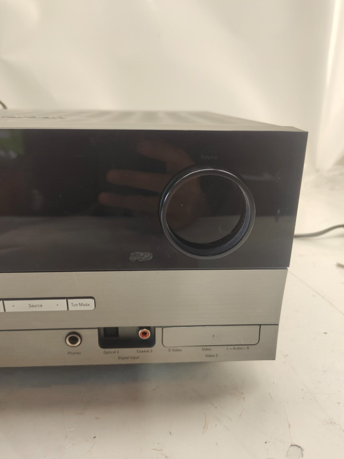 Harman Kardon AVR 144 5.1 Channel Surround A/V Receiver