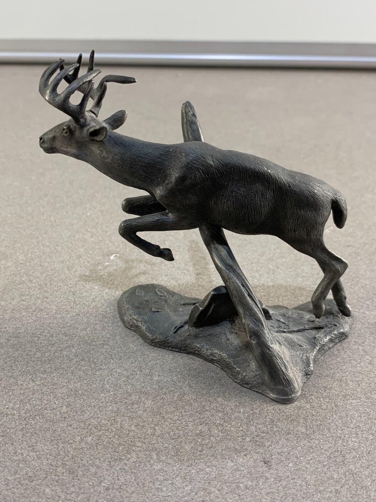 Franklin Mint The White-Tailed Deer Pewter Figurine