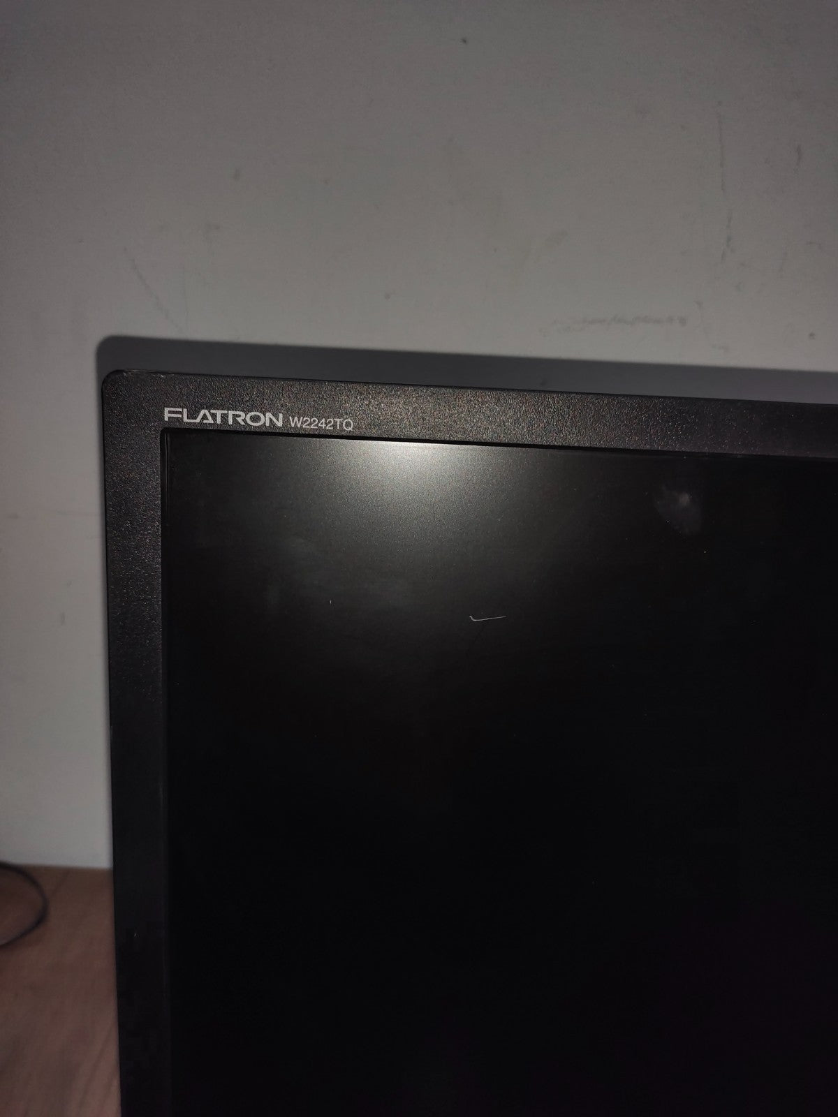 LG FLATRON W2242TQ-PF 22" LCD Monitor