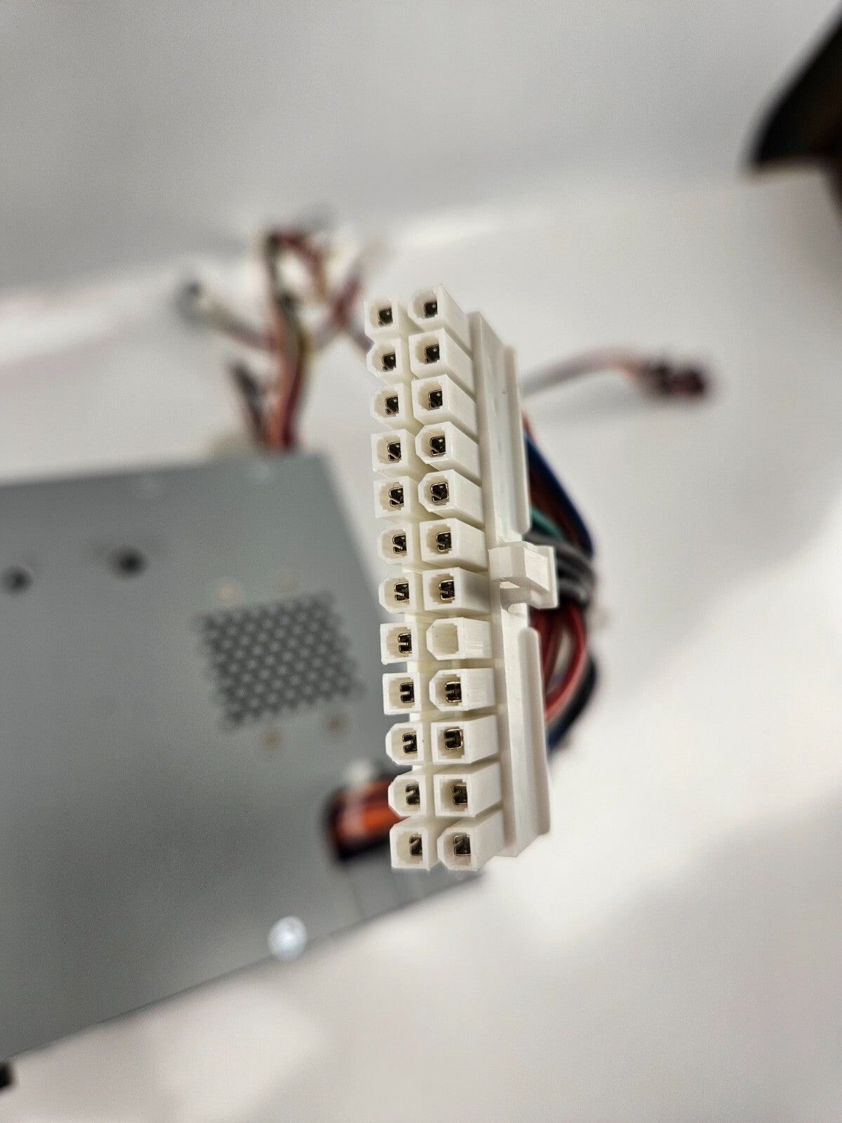 Dell 0M8805 L305P-00 305W Power Supply