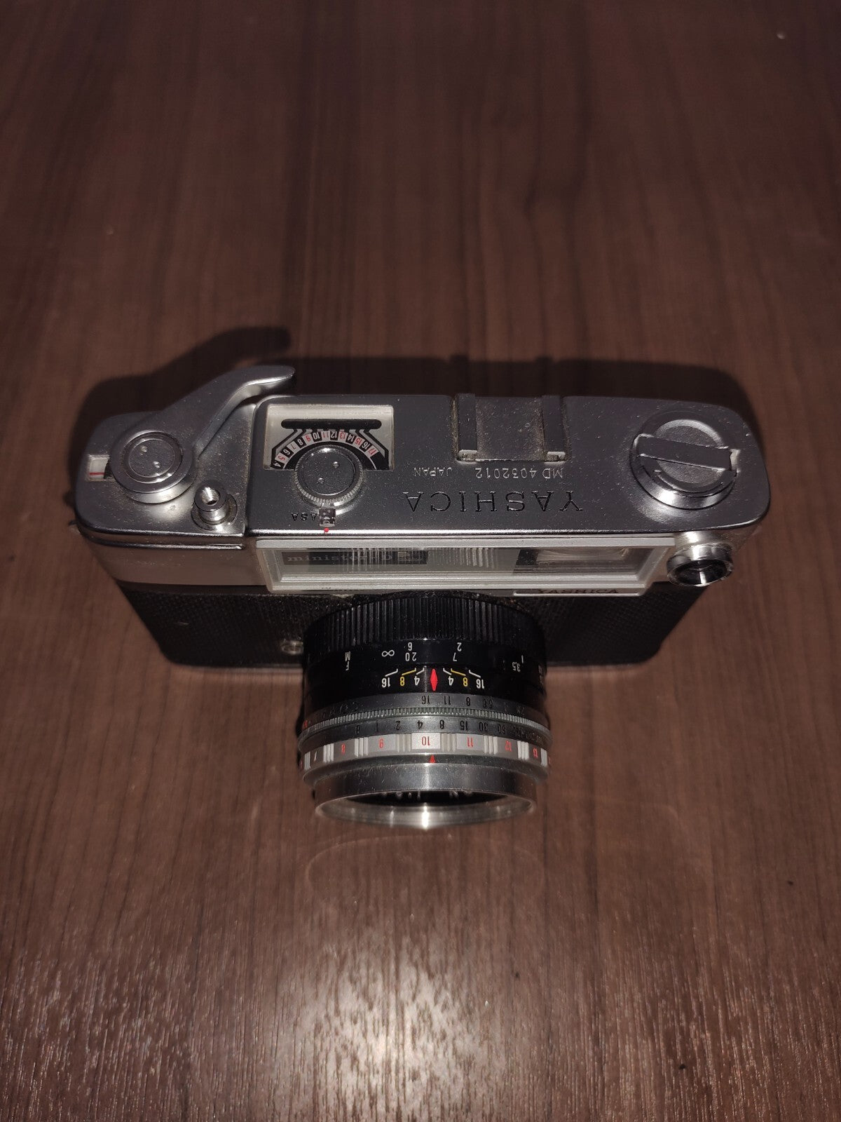 Yashica Minister-D, 35m Camera W/ Yashica Yashinon 4.5cm f/2.8 Lens and Case