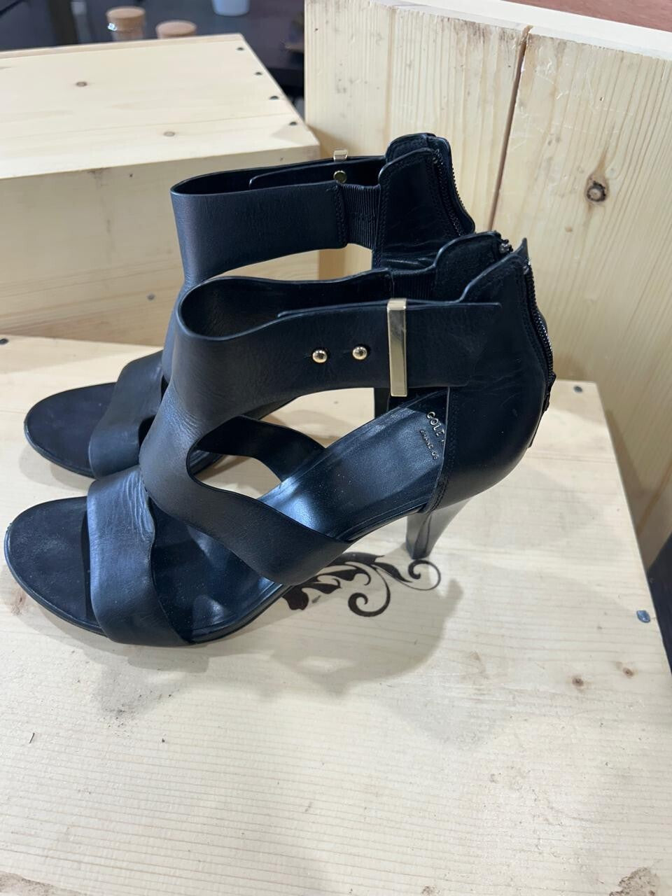 Cole Haan Moama Black Leather Sandal Heels Size 8B