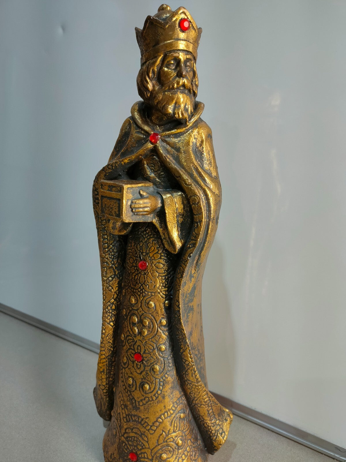 Vintage Gold Christmas Figurines, King Bearing Gift in a box