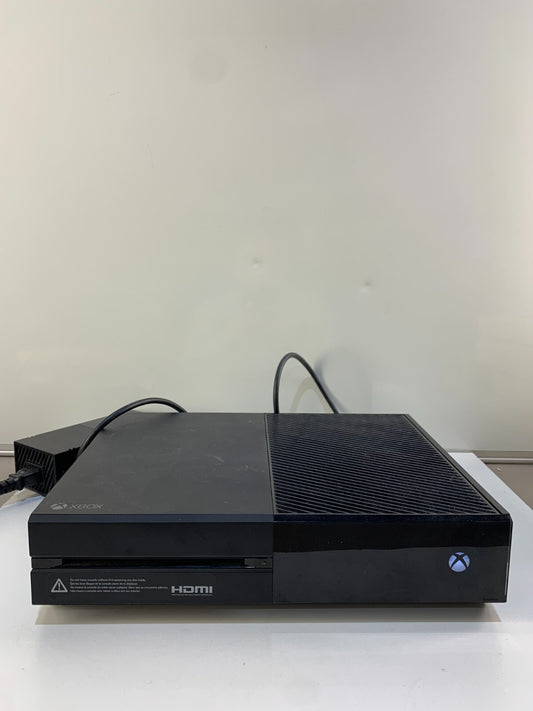 XBOX ONE CONSOLE MODEL 1540.