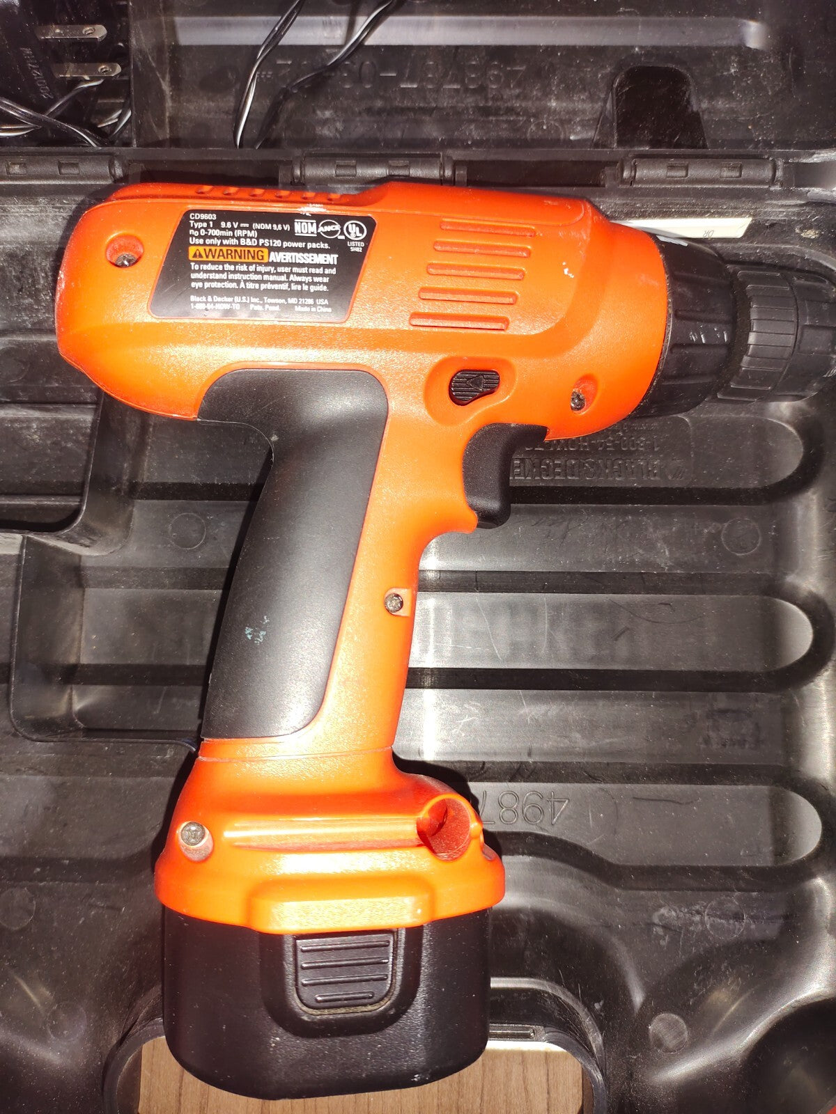 Black And Decker CS9603 9.6V Drill Set With Drill And Battery