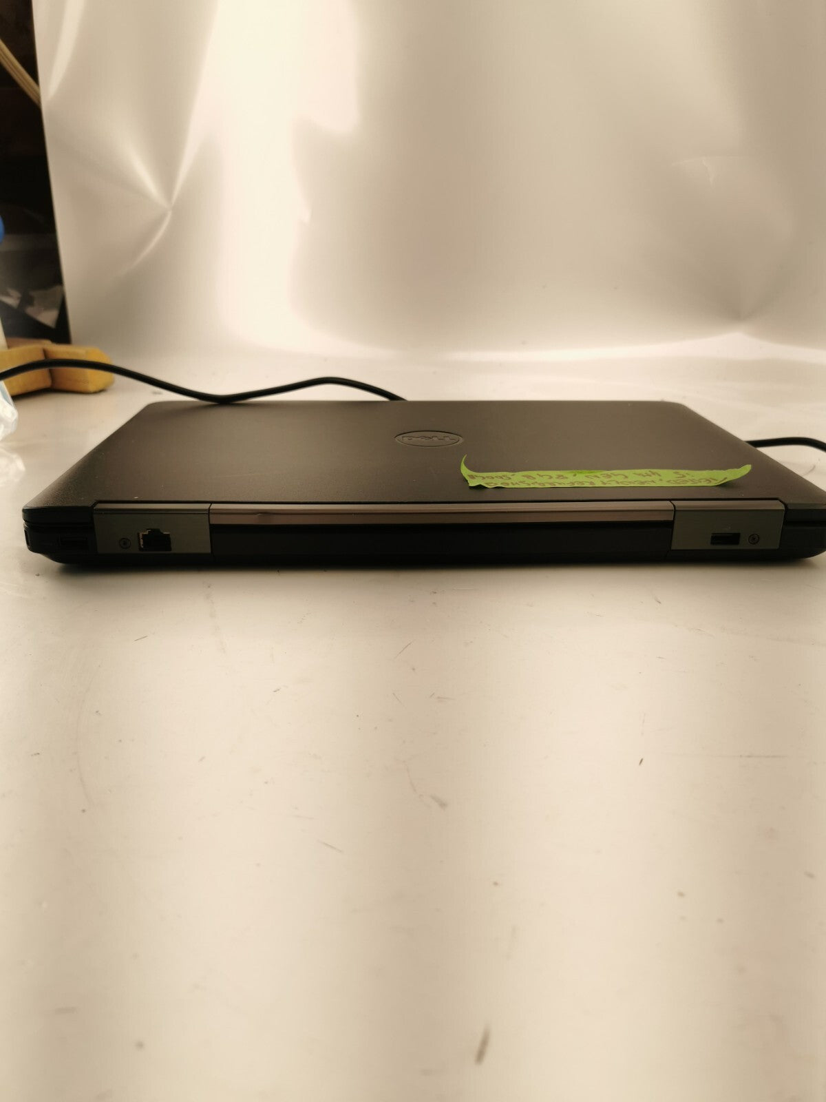 DELL Latitude E5540 15.6"(500GB HDD, i5-4200U CPU @ 1.60GHz, 8GB RAM)