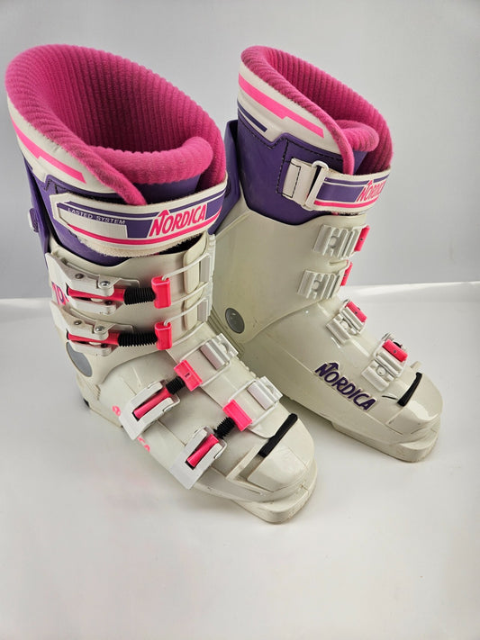 Vintage Retro Nordica 781 Ski Boots 277mm
