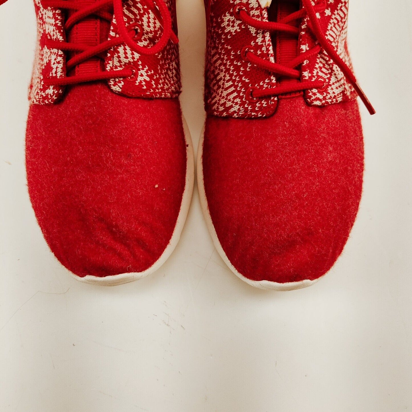 Nike Roshe One Winter Red Sneakers Women's Size 8