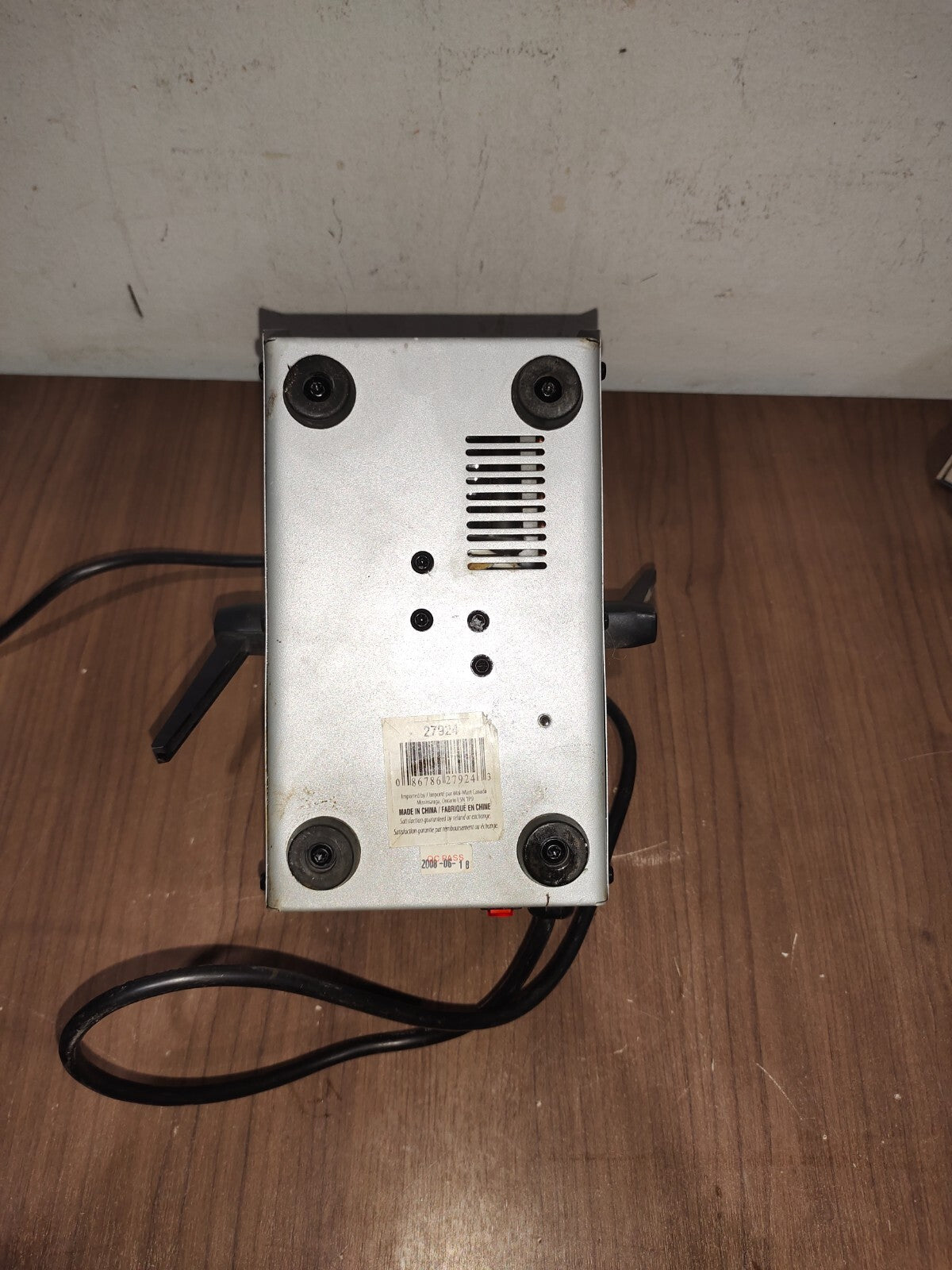 GEMMY Portable Fog Smoke Machine w/ Controller/Remote - 1