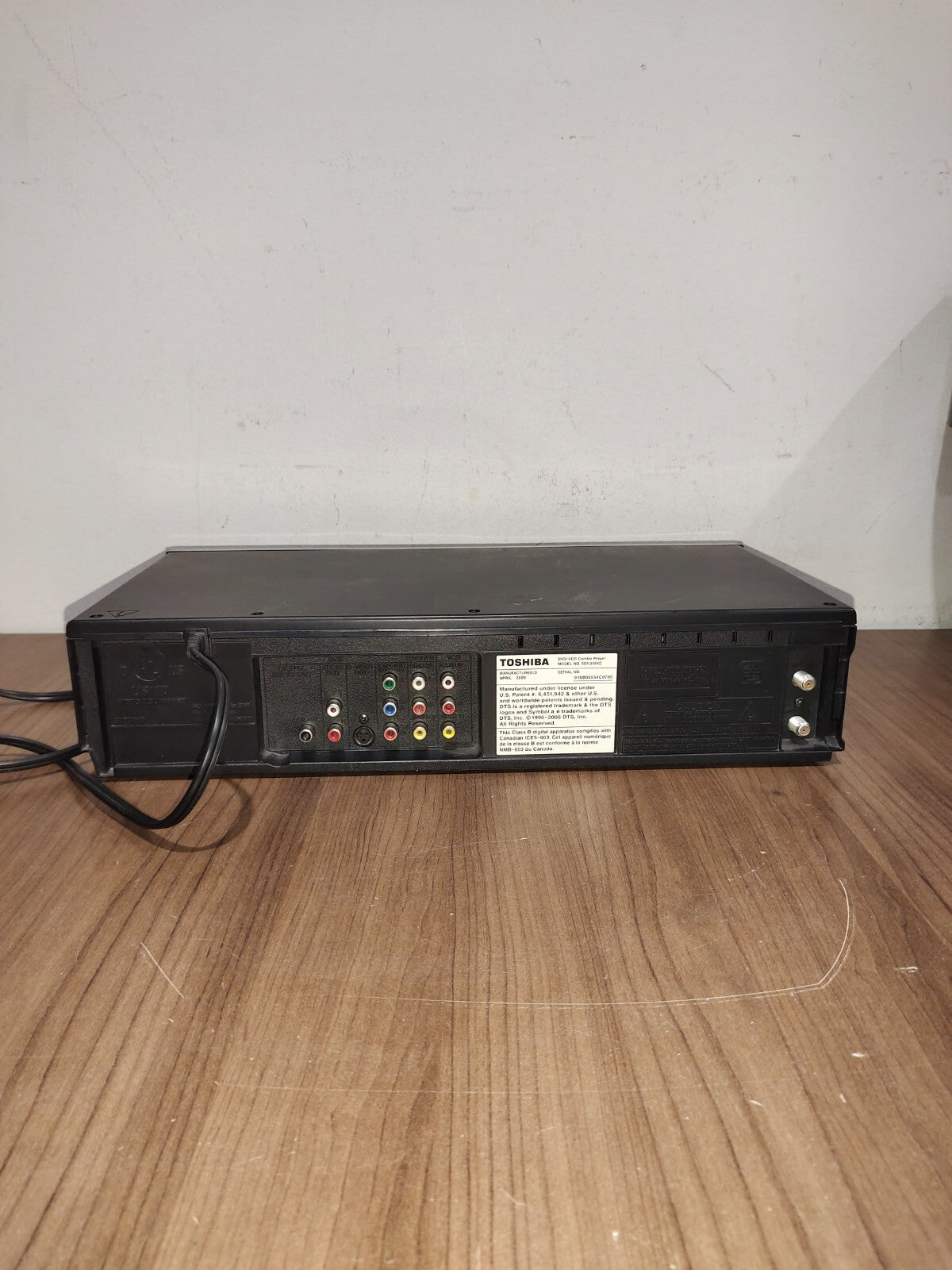 Toshiba SD-V398 DVD Player VCR Combo VHS Recorder - SDV398KC