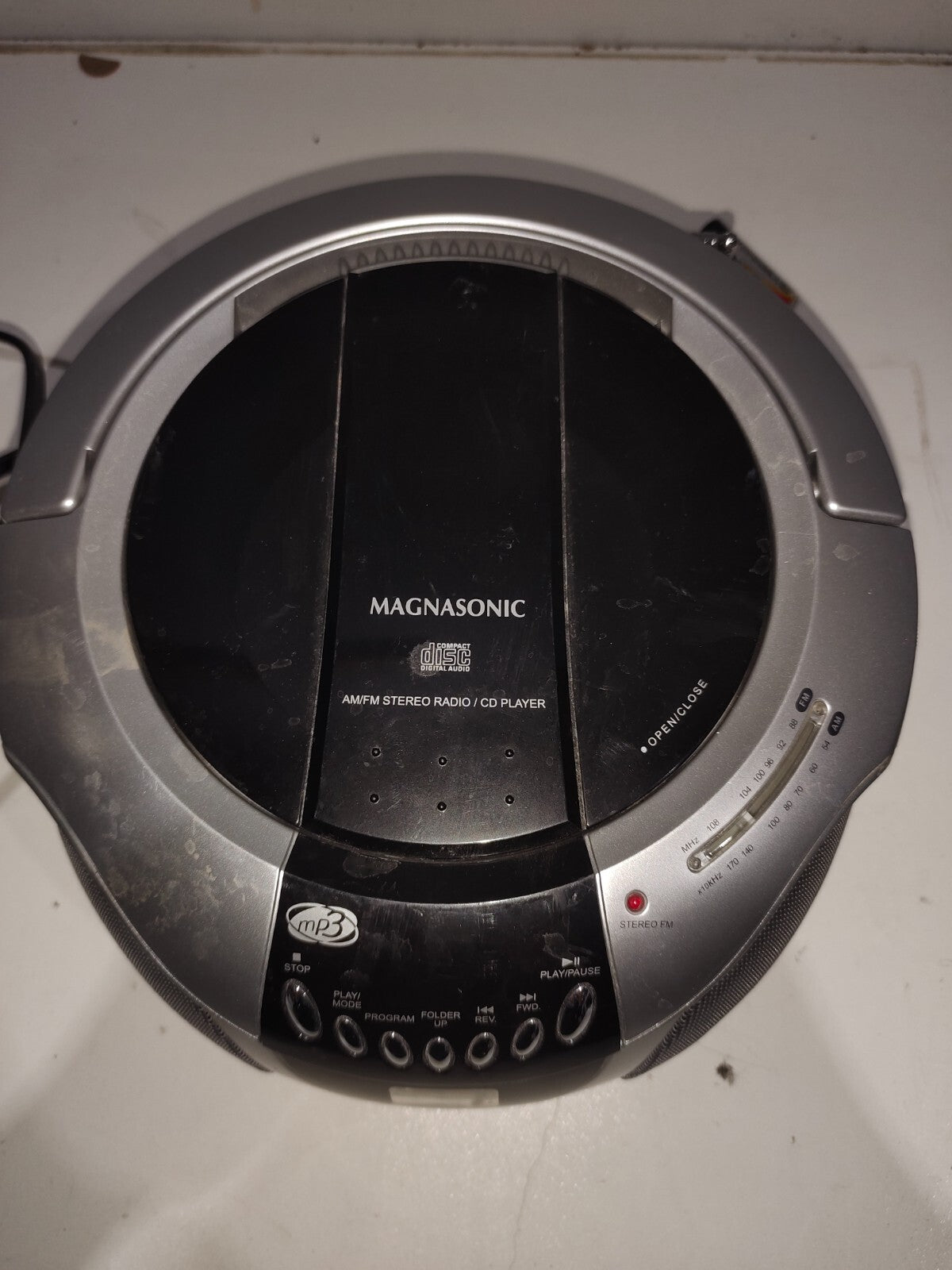 Magnasonic AM/FM Stereo Radio/CD Player - Boombox
