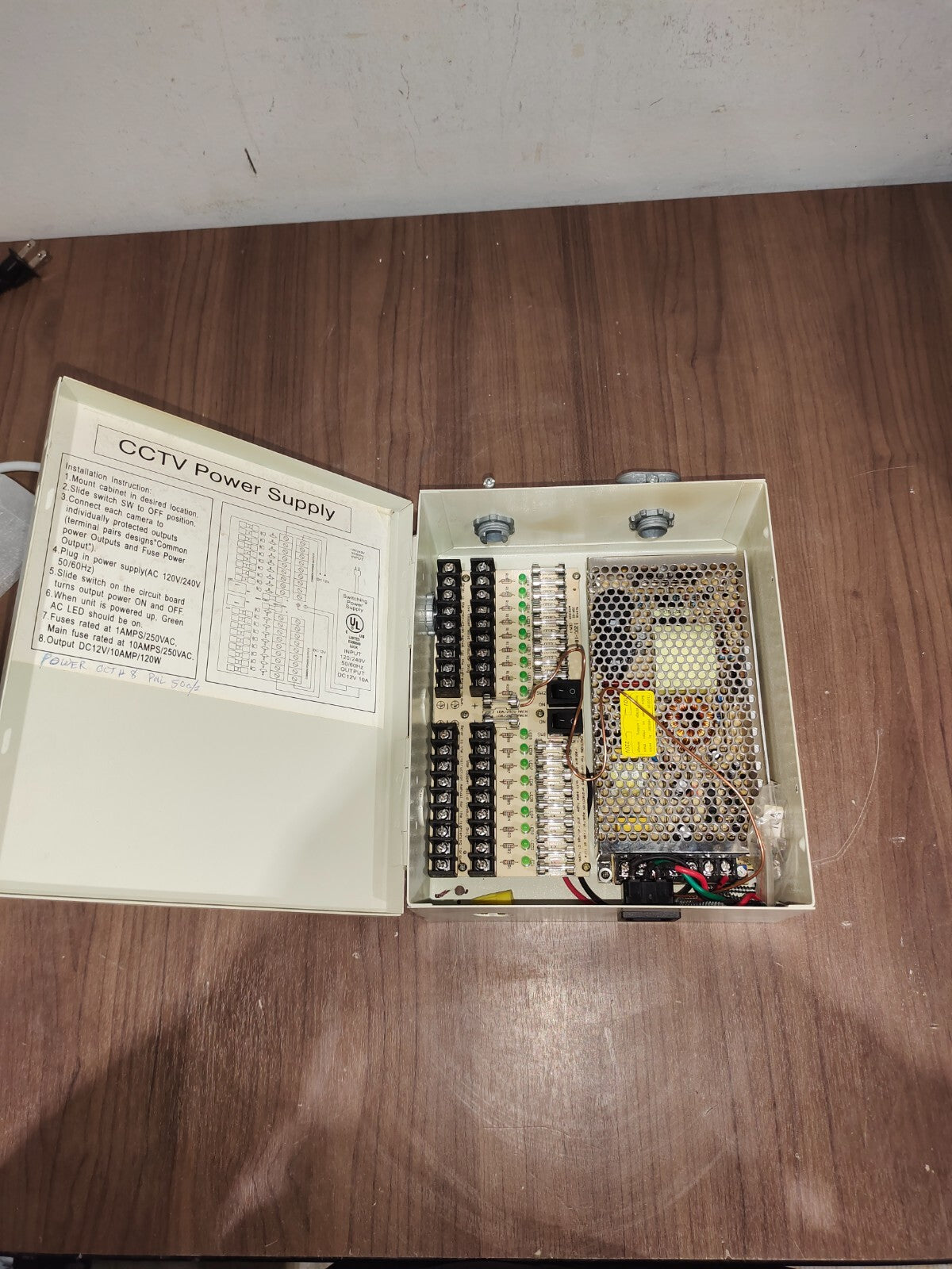 Atrix Power Supply, 18 Channels, 12V DC, 10A, Model: PB10A18D1