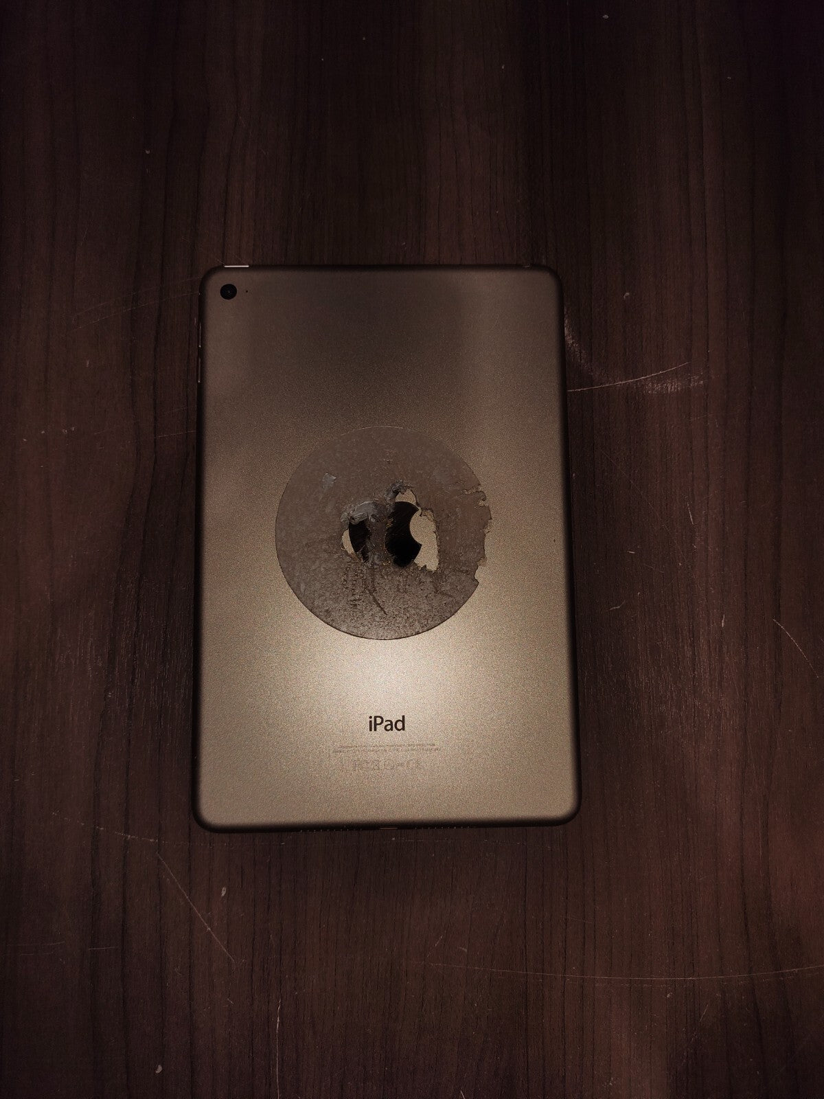 Apple iPad Mini 4, 16GB, WiFi A1538 7.9in - Gold