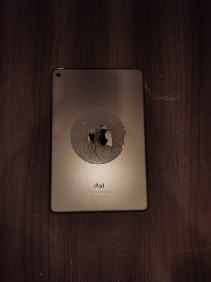 Apple iPad Mini 4, 16GB, WiFi A1538 7.9in - Gold
