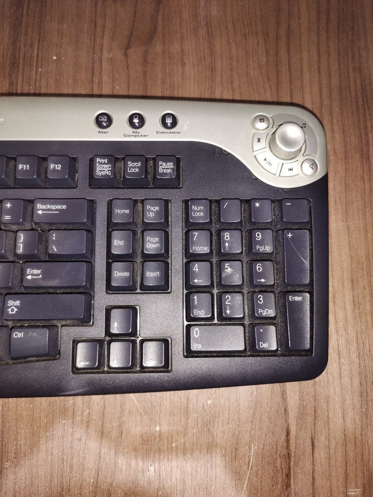 Vintage DELL Multimedia Windows Desktop PS/2 wired Keyboard - Model - RT7D30