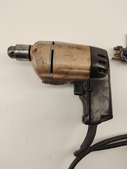 Utility Drill Black & Decker - 120 Volts 2.1 Amps 1000 RPM Type 1