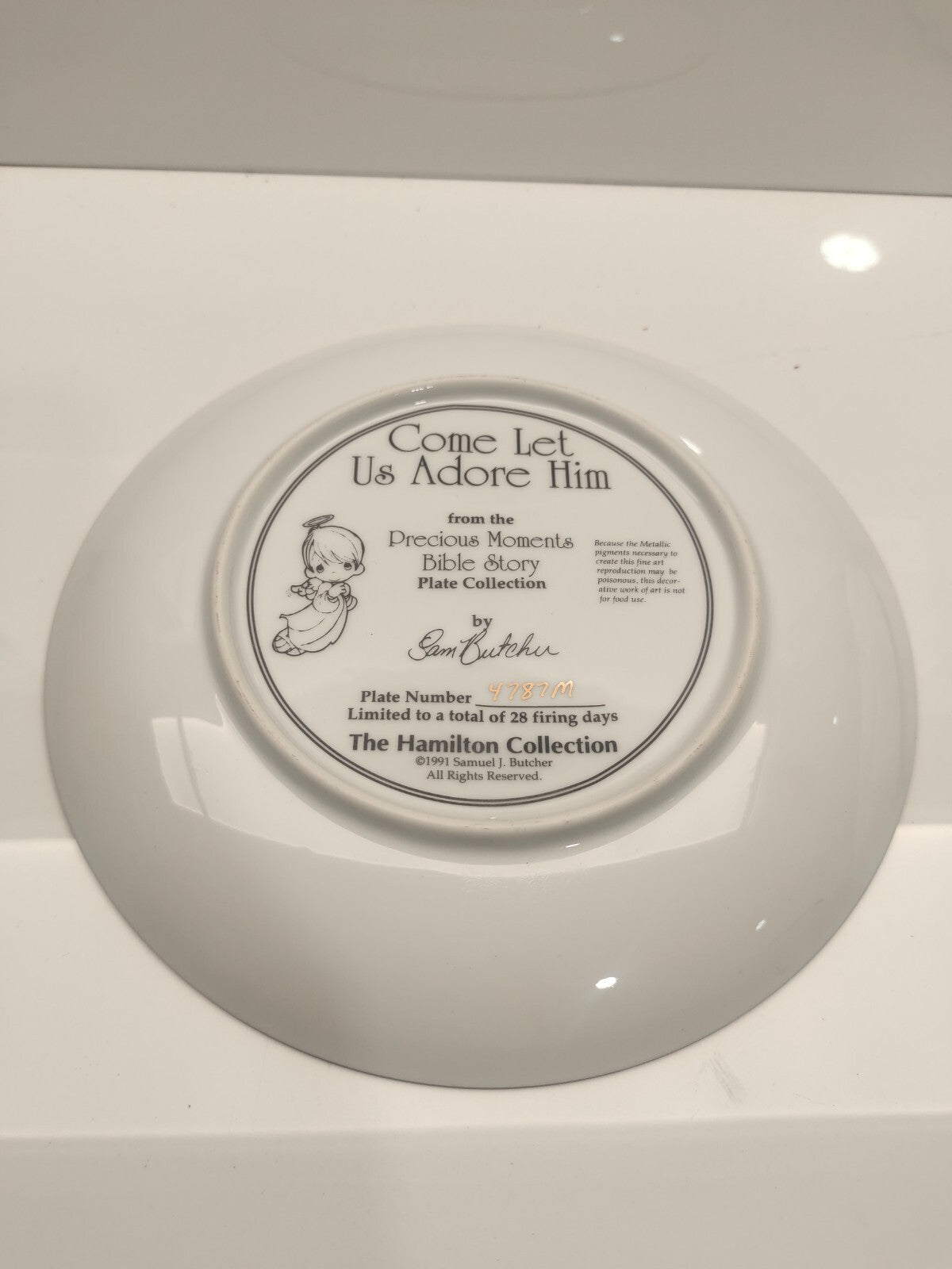 Precious Moments "Come Let Us Adore Him" by Sam Butcher 7-9/16" Plate #2897JJ