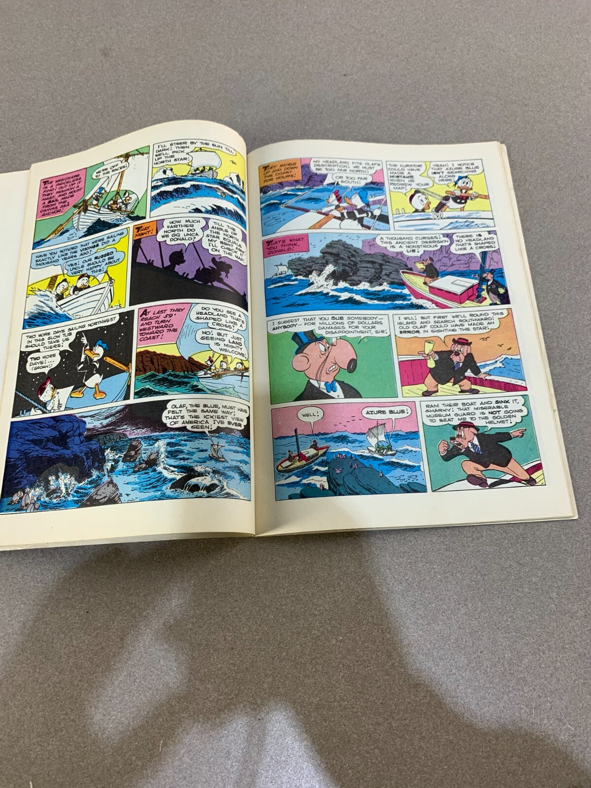 Walt Disney Donald Duck The Golden Helmet Whitman #1135 Silver Age Comic Book