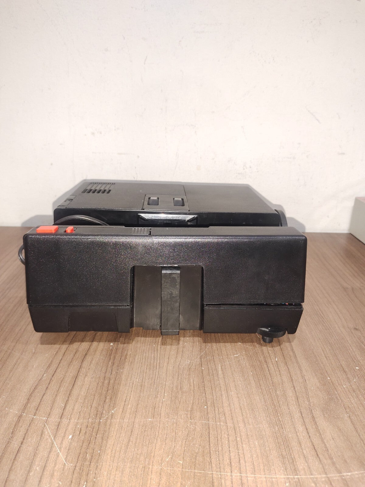 Hanimex Auto Focus Slide Projector - 2100 La Ronde AF -Auto Focus (Minor Damage)