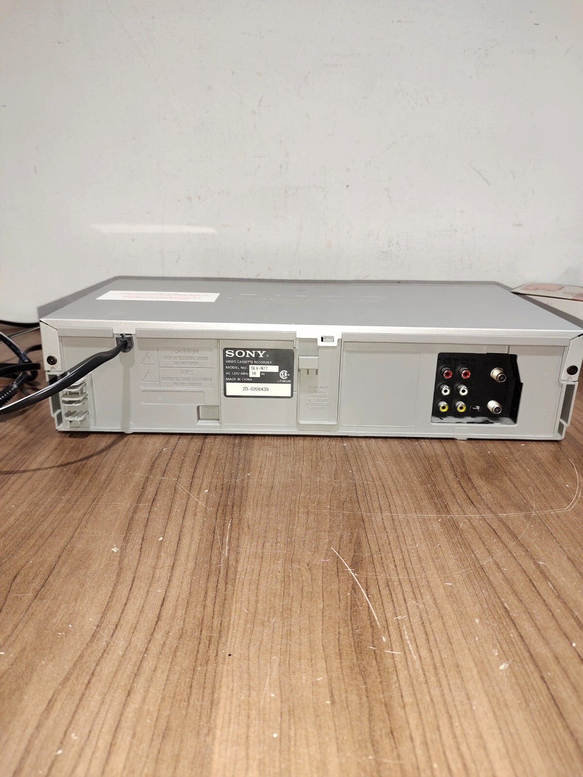 Sony SLV-N77 Video Cassette Recorder VHS Player Tested Works - No Remote