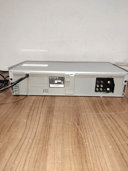 Sony SLV-N77 Video Cassette Recorder VHS Player Tested Works - No Remote